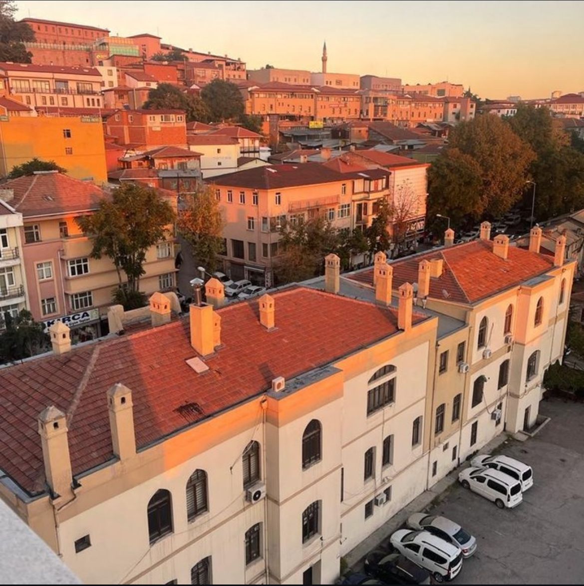 Aile ve Sosyal Hizmetler İl Müdürlüğü Binası Çatı Yenileme İşi